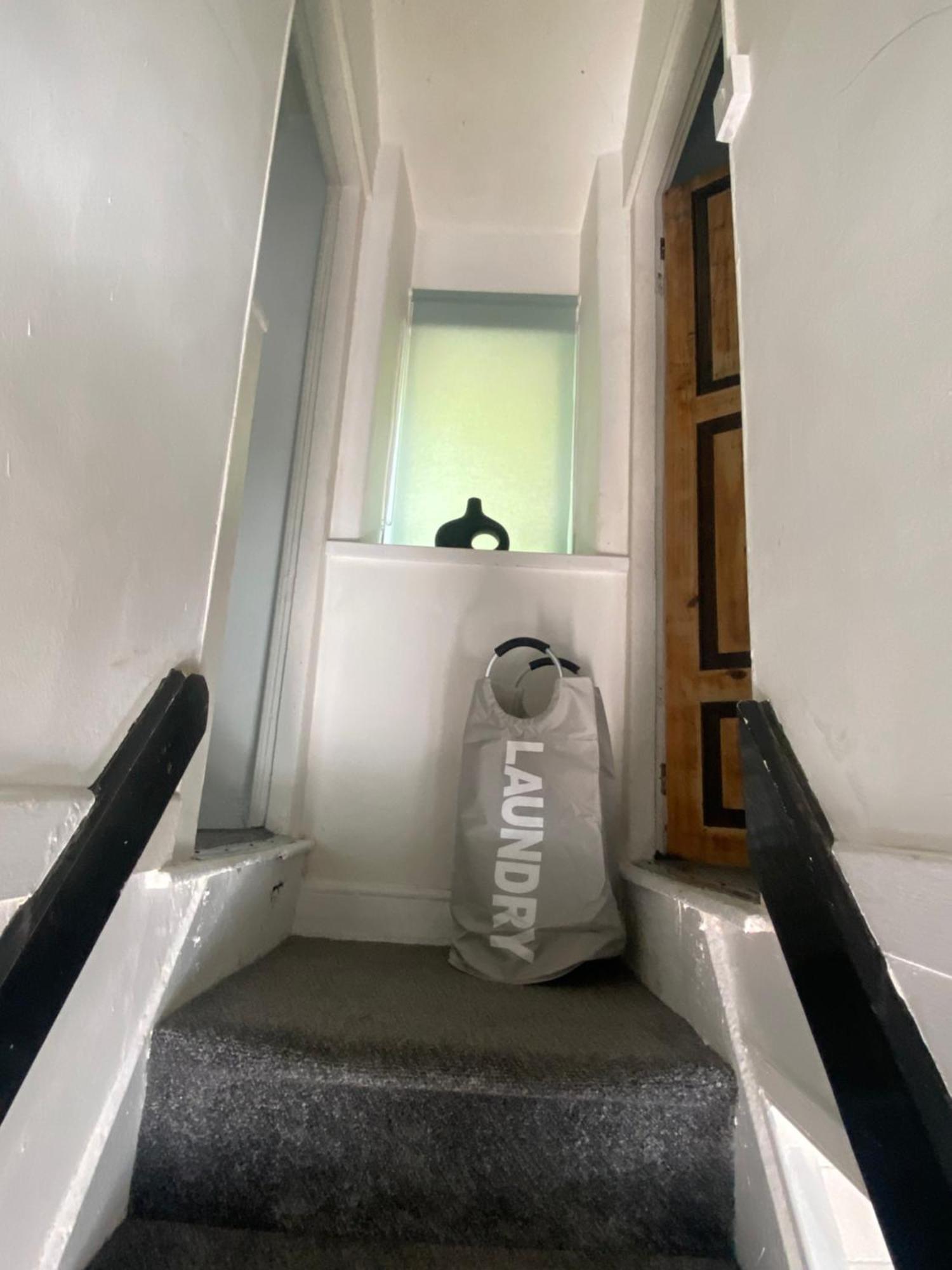 Mountain View Two Bedroom Llwynypia Екстер'єр фото